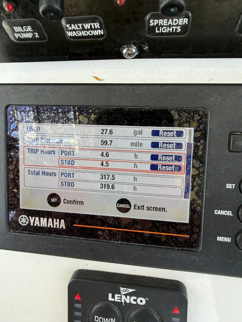 Slide: The Image of Yamaha display on Contender 25 Tournament 2021 boat. - 23