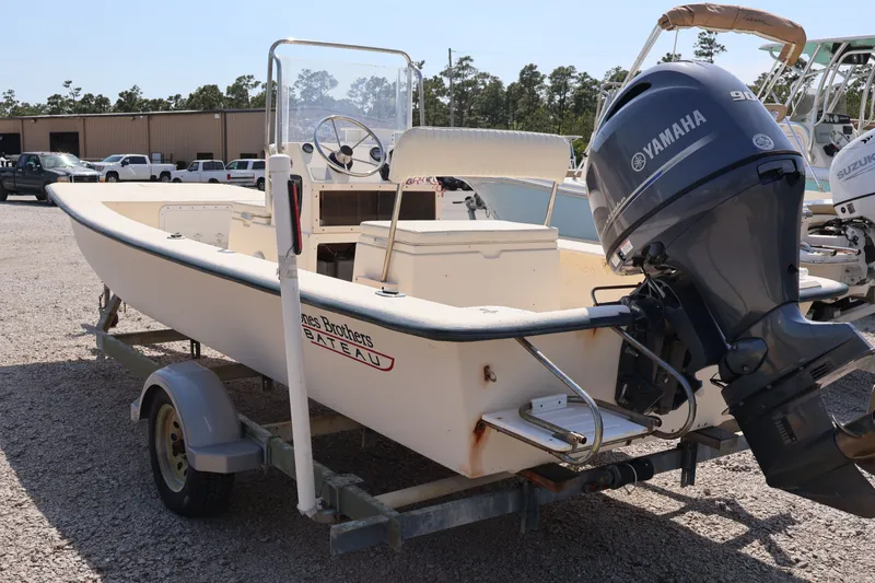 Slide: The Image of 2000 JONES BROTHERS BATEAU with Yamaha engine on trailer. - 6