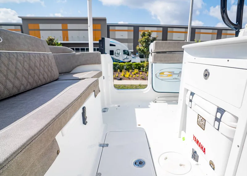 Slide: The Image of Interior of Sea Hunt ULTRA 285CB boat, model year 2026. - 12