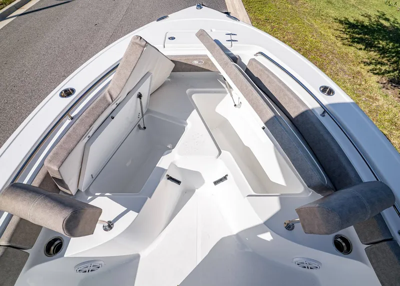 Slide: The Image of Interior view of Sea Hunt Ultra 229 boat, model year 2026. - 25