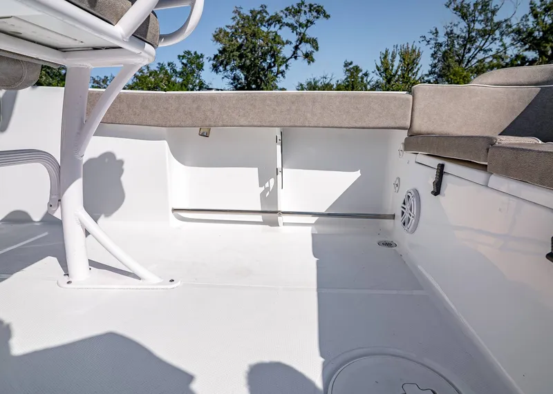 Slide: The Image of Interior of Sea Hunt Ultra 229 boat, model year 2026. - 9