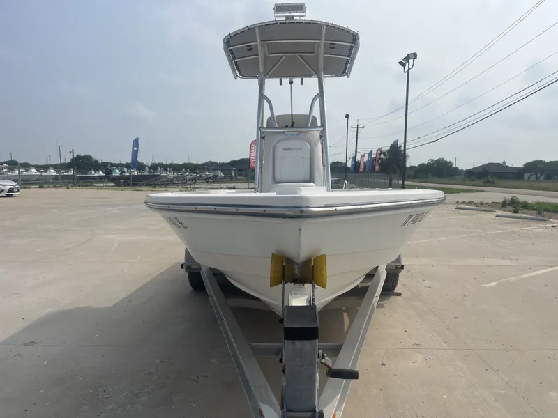 Slide: The Image of 2008 Pathfinder 2200 Tournament Edition boat on trailer. - 5