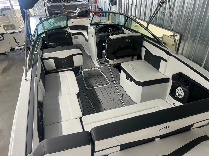 Slide: The Image of Monterey 278SS Super Sport 2023 - 4