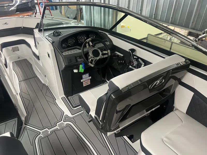 Slide: The Image of Monterey 278SS Super Sport 2023 - 5