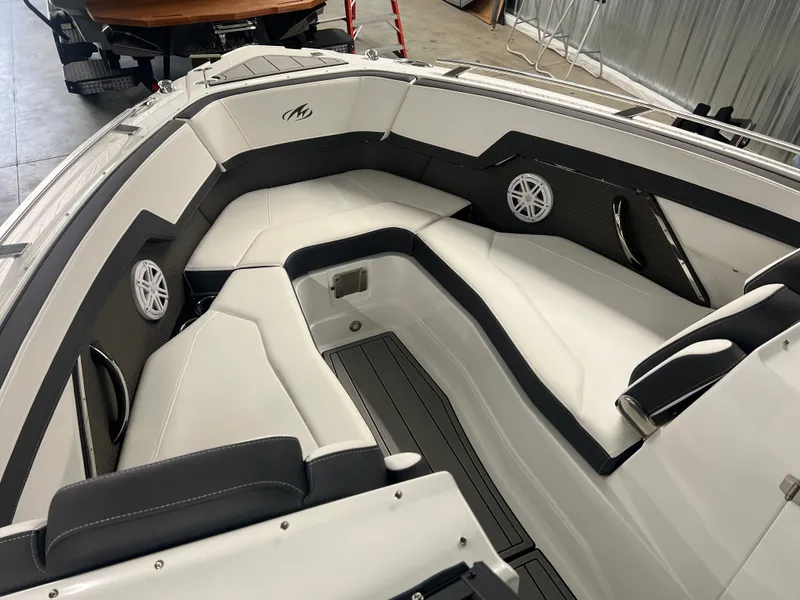 Slide: The Image of Monterey 278SS Super Sport 2023 - 7