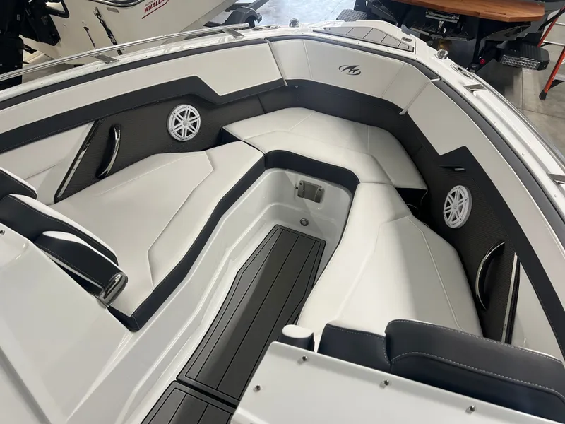 Slide: The Image of Monterey 278SS Super Sport 2023 - 8