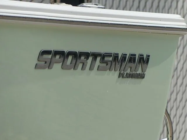 Slide: The Image of Sportsman Masters 227 Bay Boat 2021 - 17