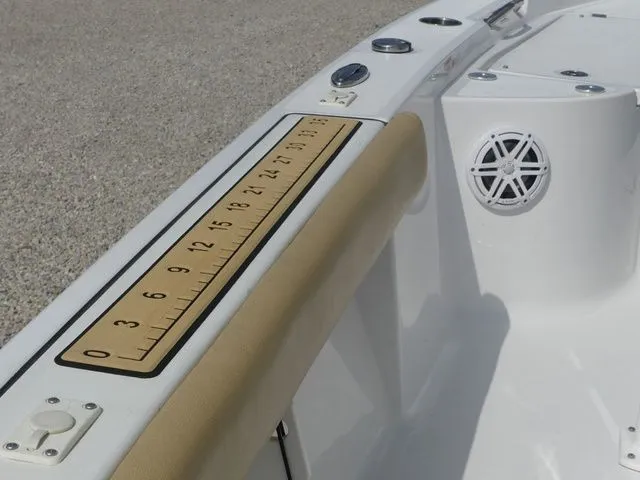 Slide: The Image of Sportsman Masters 227 Bay Boat 2021 - 25