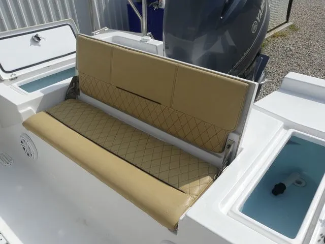 Slide: The Image of Sportsman Masters 227 Bay Boat 2021 - 42