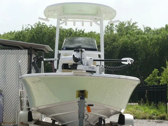 Slide: The Image of Sportsman Masters 227 Bay Boat 2021 - 5