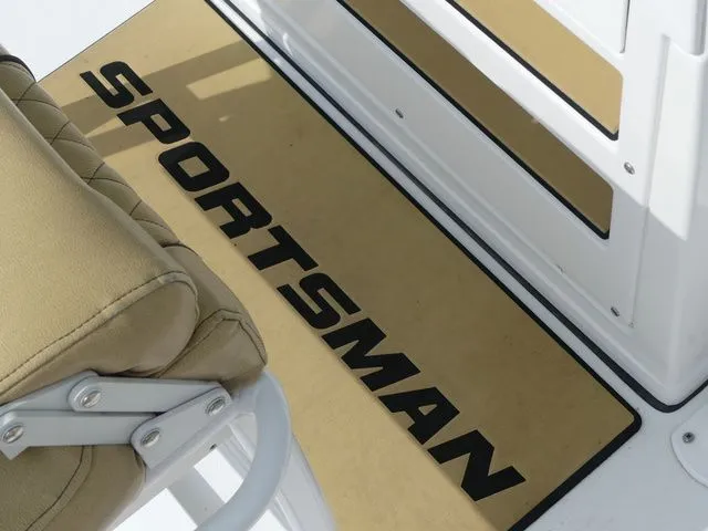 Slide: The Image of Sportsman Masters 227 Bay Boat 2021 - 51