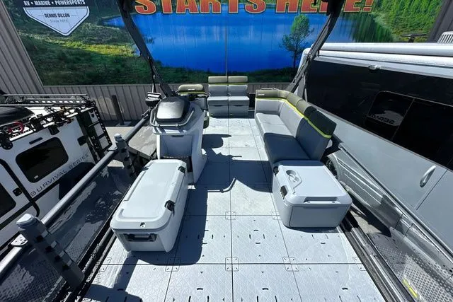 Slide: The Image of Interior of Sea-Doo PB SWT FISH 21 300 GN AUD GAL 26, 2026. - 9
