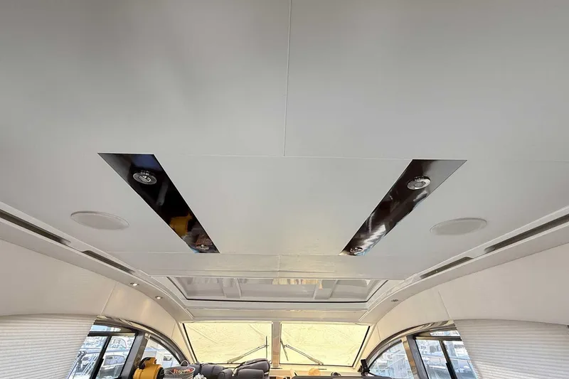 Slide: The Image of Interior ceiling of 2017 Sea Ray Sundancer 400 yacht with modern lighting. - 18