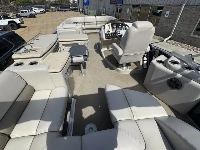 Slide: The Image of Bennington RCL-Bar 2013 - 10