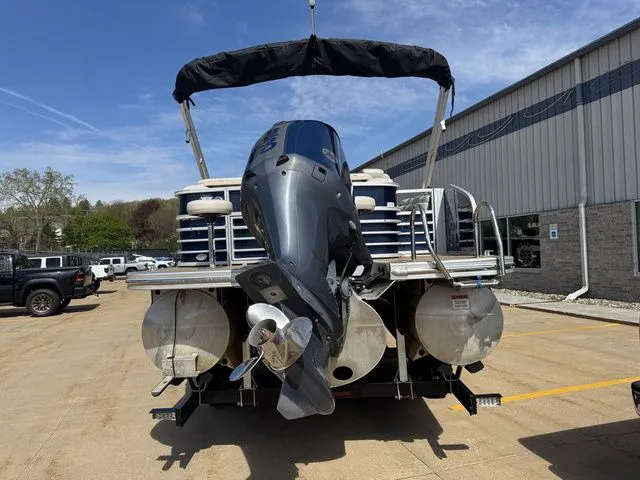 Slide: The Image of Bennington RCL-Bar 2013 - 4