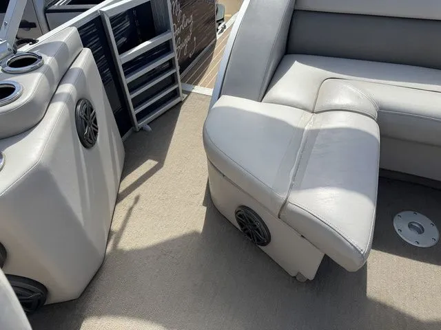 Slide: The Image of Bennington RCL-Bar 2013 - 8