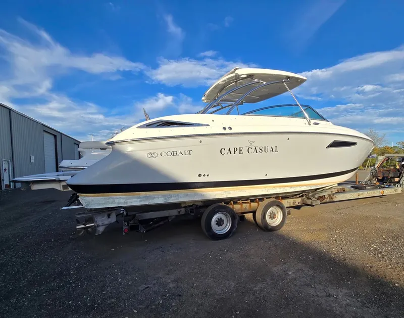 Slide: The Image of 2020 Cobalt R35 boat on trailer under sunny skies. - 6