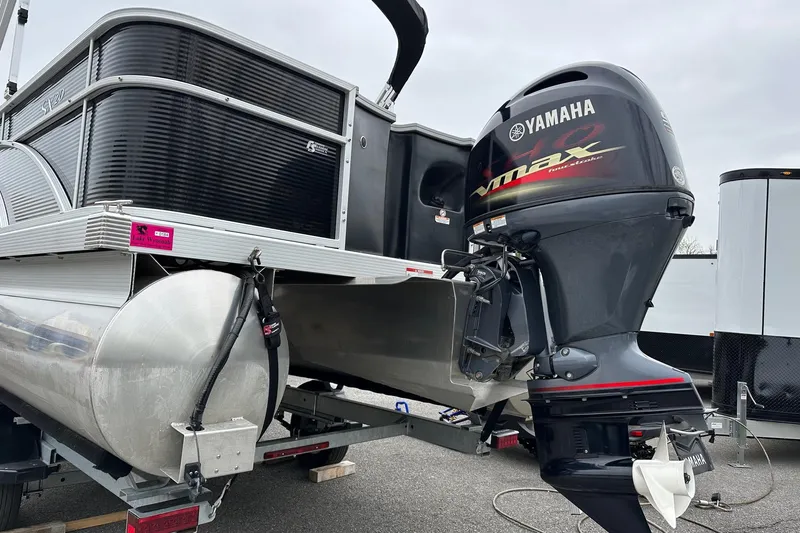 Slide: The Image of 2020 Bennington 20 SSNPX pontoon with Yamaha VMAX 90 SHO engine, parked on trailer. - 4