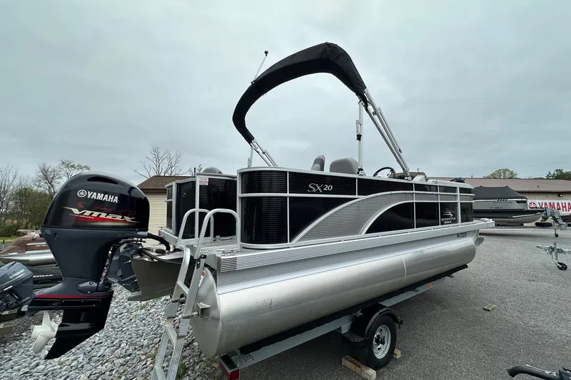 Slide: The Image of 2020 Bennington 20 SSNPX pontoon boat with Yamaha VMAX 90 SHO engine on trailer. - 6