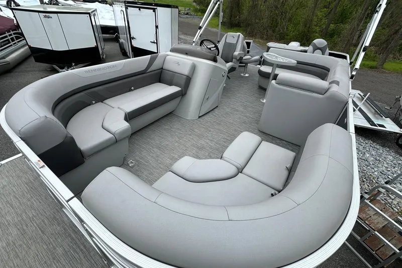 Slide: The Image of 2020 Bennington 20 SSNPX pontoon boat with spacious seating and modern design. - 7