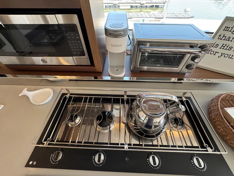 Slide: The Image of Lagoon 46 2022 - 66