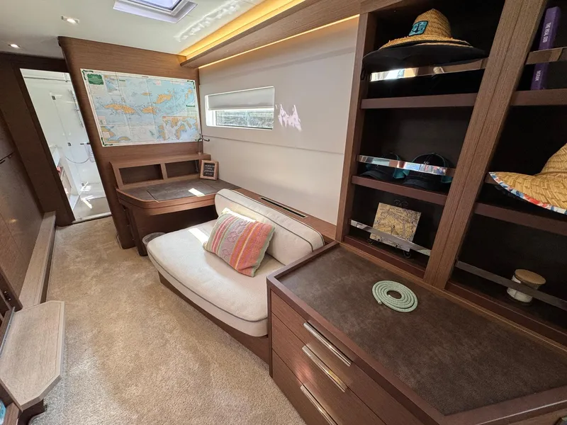 Slide: The Image of Lagoon 46 2022 - 73