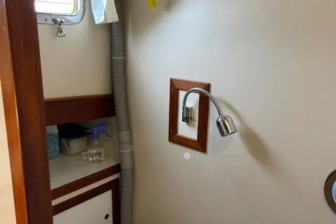 Slide: The Image of Custom Holland Wesmac-Foley Flybridge Cruiser 1988 - 50