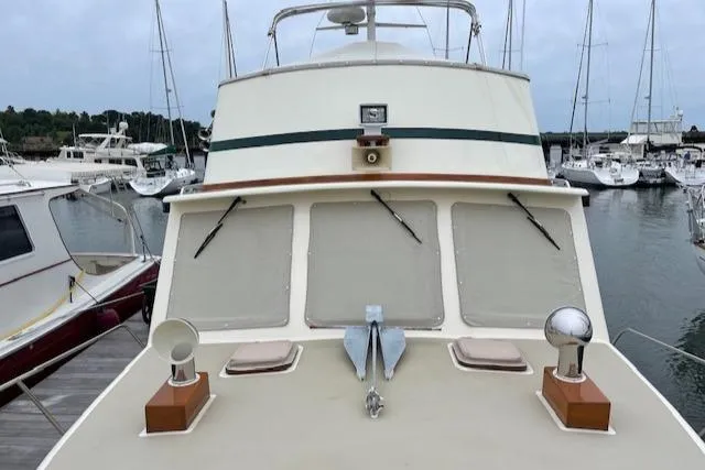 Slide: The Image of Custom Holland Wesmac-Foley Flybridge Cruiser 1988 - 60