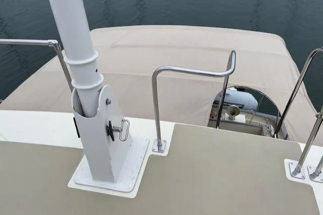 Slide: The Image of Custom Holland Wesmac-Foley Flybridge Cruiser 1988 - 63