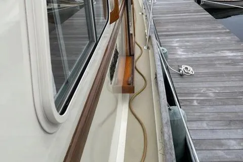 Slide: The Image of Custom Holland Wesmac-Foley Flybridge Cruiser 1988 - 65