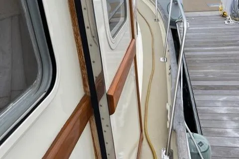 Slide: The Image of Custom Holland Wesmac-Foley Flybridge Cruiser 1988 - 66