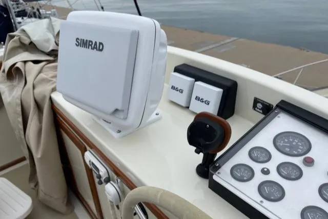 Slide: The Image of Custom Holland Wesmac-Foley Flybridge Cruiser 1988 - 76