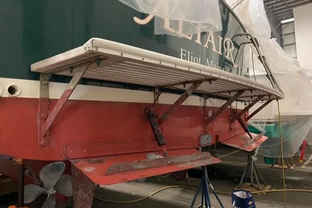 Slide: The Image of Custom Holland Wesmac-Foley Flybridge Cruiser 1988 - 92