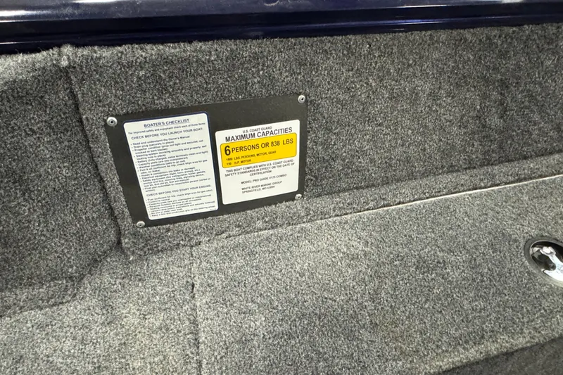 Slide: The Image of 2026 Tracker Pro Guide V-175 Combo boat capacity label, 6 persons or 838 lbs. - 11