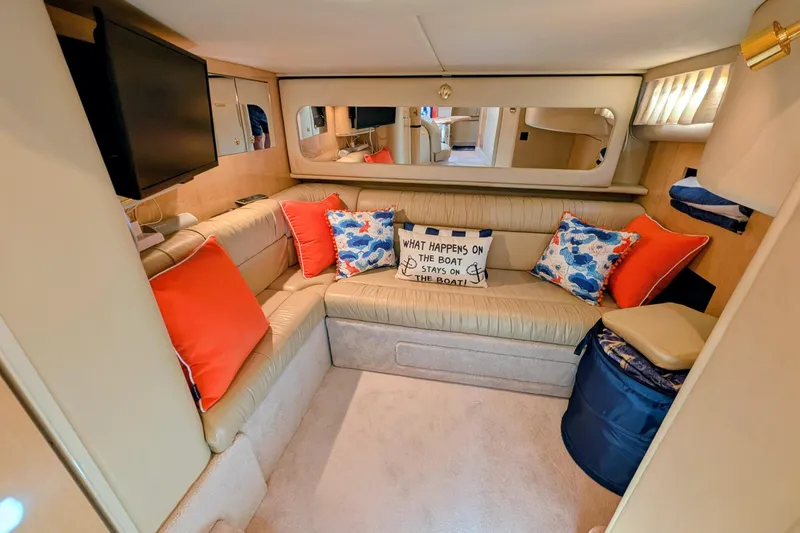 Slide: The Image of 2001 Sea Ray 410 Sundancer - 'Magical Waves - 18