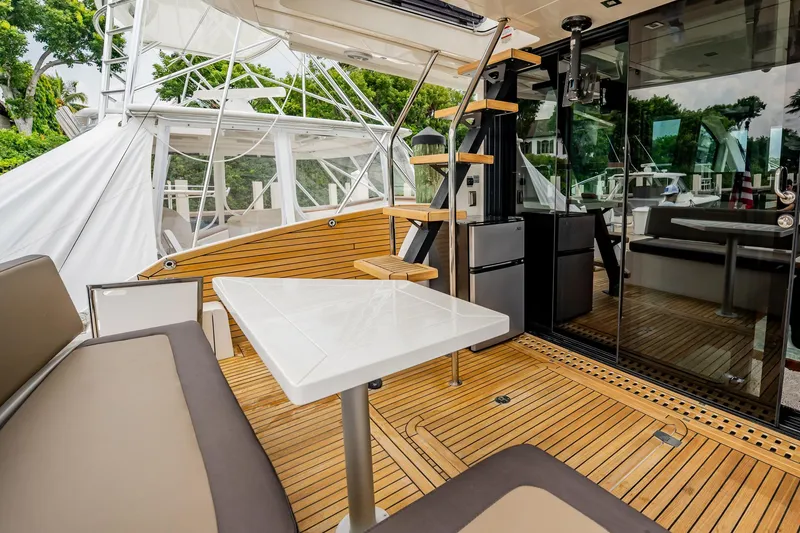 Slide: The Image of Galeon 510 Sky 2017 - 68
