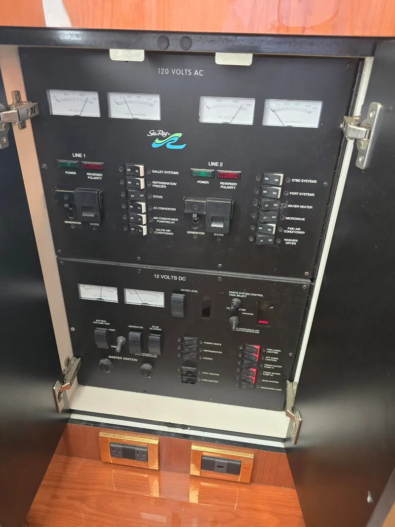 Slide: The Image of Electrical control panel of 1998 Sea Ray 450 Sundancer yacht. - 32
