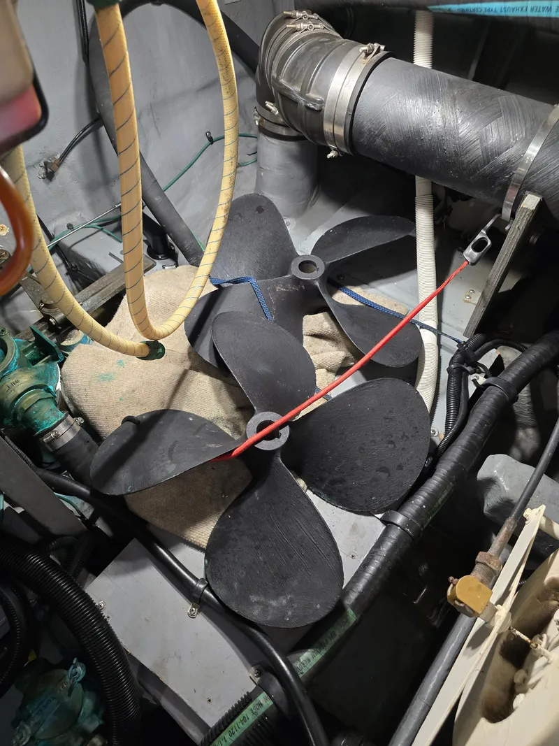 Slide: The Image of Propeller in engine room of a 1998 Sea Ray 450 Sundancer. - 36