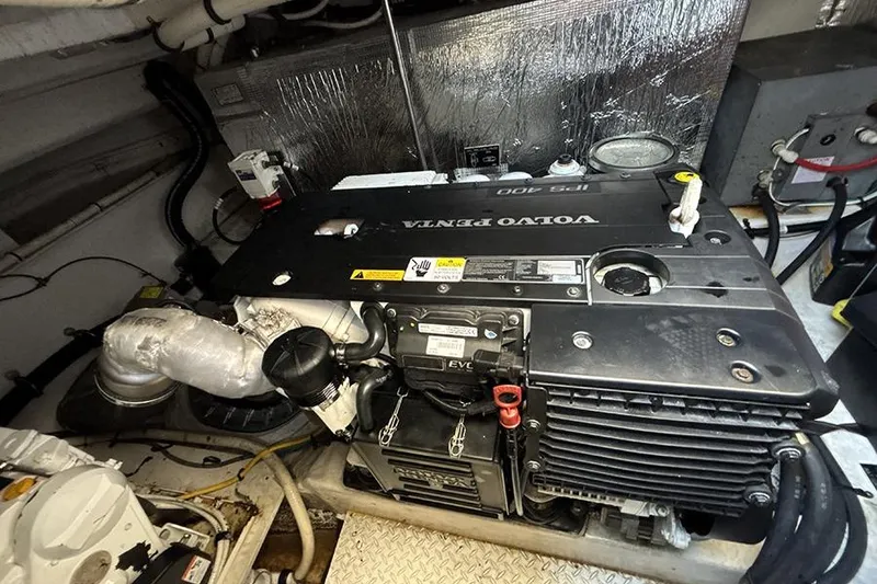 Slide: The Image of Engine room of 2016 Cruisers Yachts 390 Express Coupe with Volvo Penta engine. - 8
