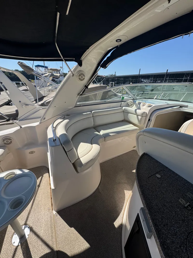Slide: The Image of Interior of 2005 Rinker Fiesta Vee 342 yacht. - 10