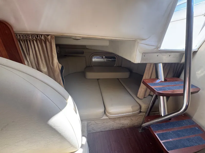 Slide: The Image of Interior of 2005 Rinker Fiesta Vee 342 yacht cabin. - 11