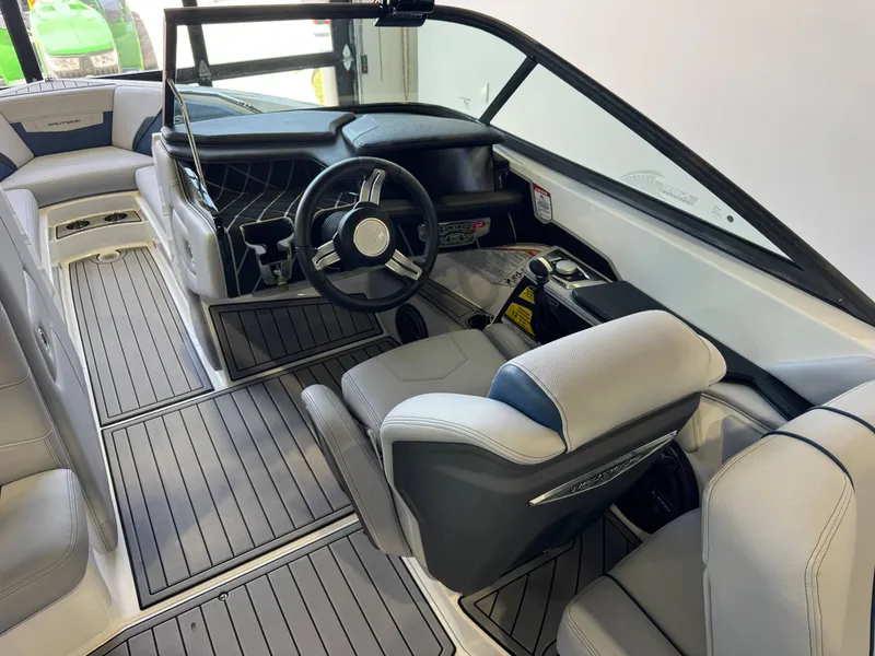 Slide: The Image of Nautique Super Air Nautique 210 2020 - 24