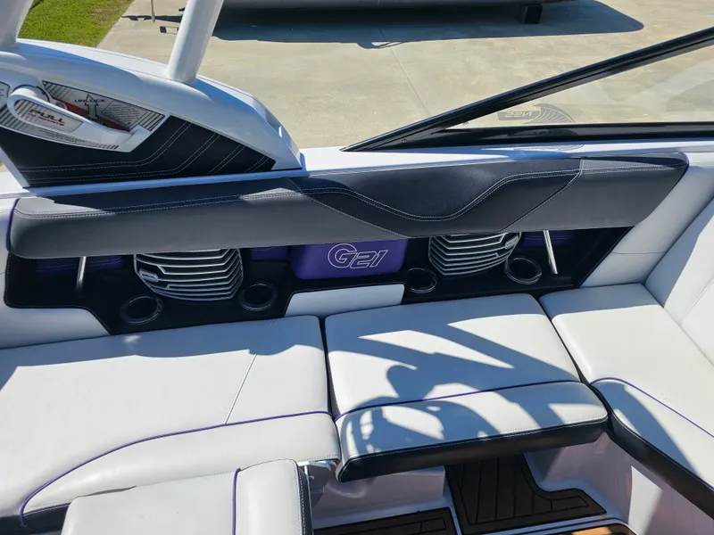 Slide: The Image of Nautique Super Air Nautique G21 2014 - 10