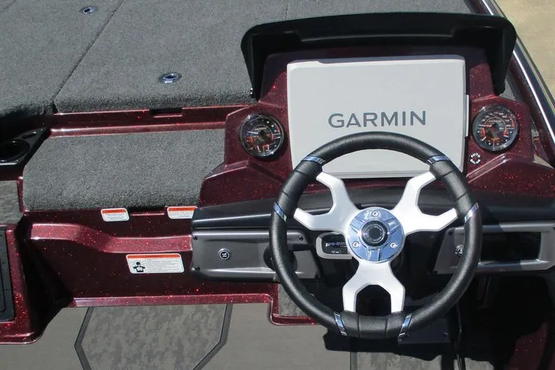 Slide: The Image of Steering console of 2026 Nitro Z20 XL Pro boat with Garmin display. - 2