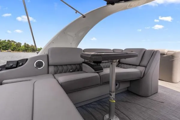 Slide: The Image of Luxurious seating area on 2023 Bennington QX 25 QXSBA pontoon boat. - 10