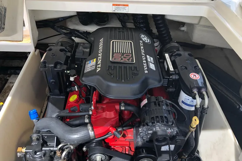 Slide: The Image of Volvo Penta engine in 2008 Regal 2000 Bowrider boat, detailed view. - 16