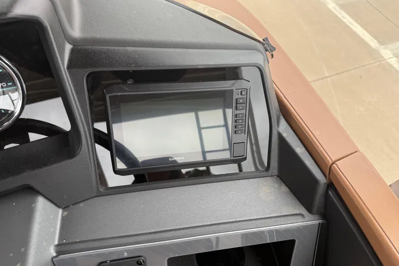 Slide: The Image of Dashboard of 2026 Avalon Catalina Cruise Funship with Garmin display. - 20