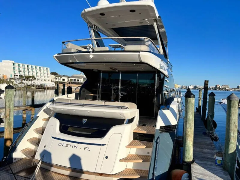 Slide: The Image of Fairline Squadron 68 2020 - 82
