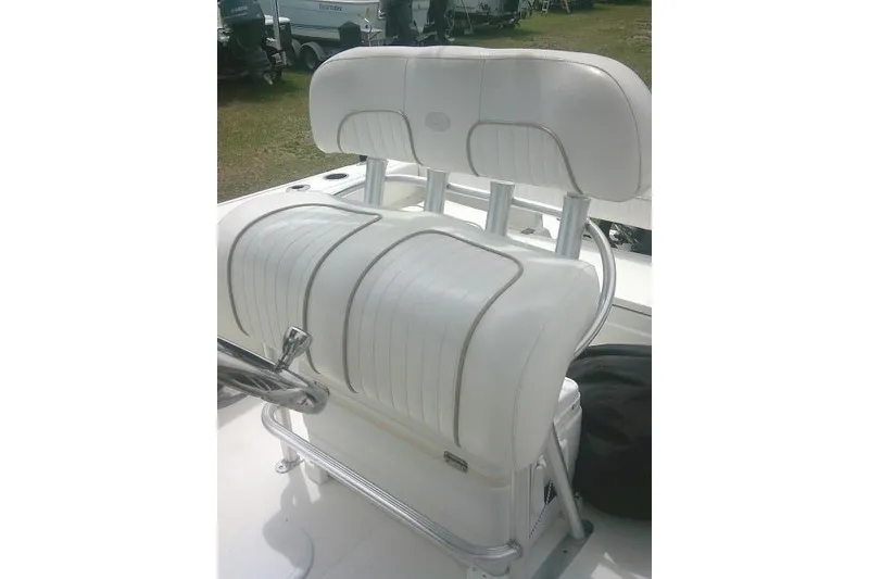 Slide: The Image of White cushioned seating on 2014 Sea Fox 226 Commander boat. - 36