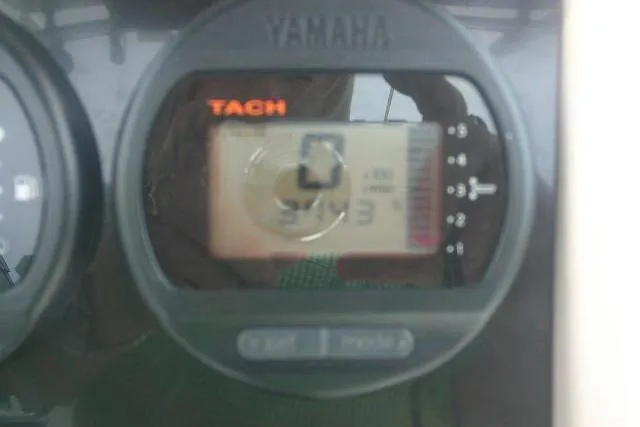 Slide: The Image of Yamaha tachometer display on a 2014 Sea Fox 226 Commander boat. - 40